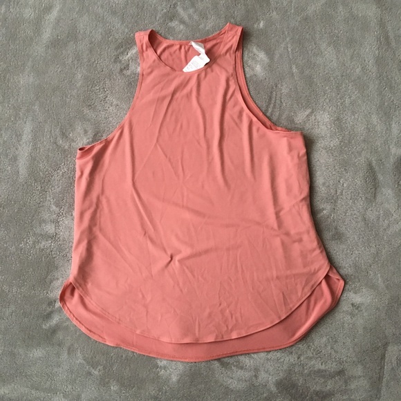 Fabletics Tops - 3/$20❗️Fabletics High-Neck Tank